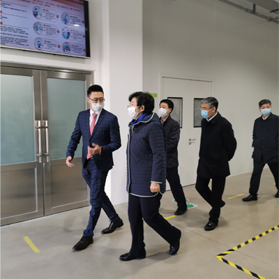 人大车主任2.jpg